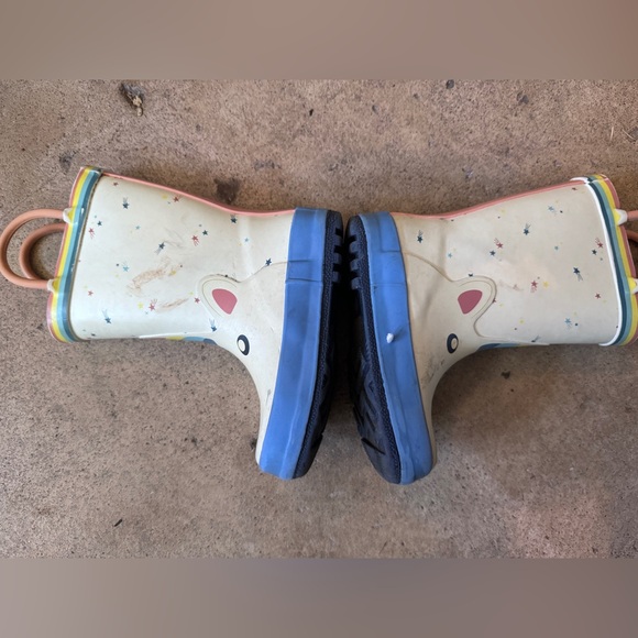 Unicorn Rainboots with handles GIRLS size 6 - Picture 3 of 3